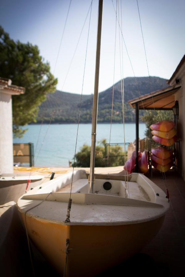 Centro De Ocio Alua Casa Rural Iznajar Lago De Andalucia 外观 照片